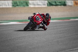 Ducati Superleggera V4 2020 года