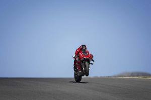 Ducati Superleggera V4 2020 года