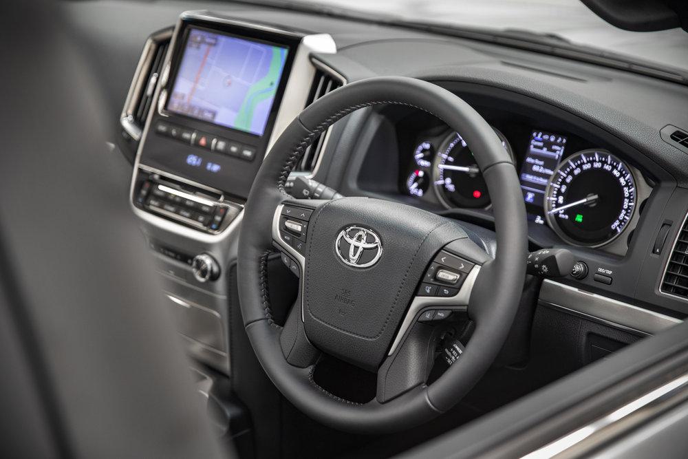 Toyota Land Cruiser 200 Sahara Horizon 2020 года