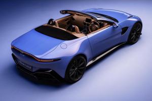 Aston Martin Vantage Roadster 2020 года