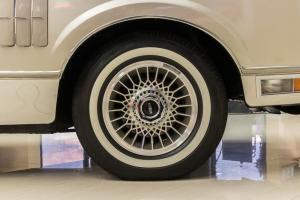 Lincoln Continental Mark VI Sedan 1980 года