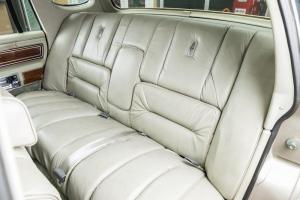 Lincoln Continental Mark VI Sedan 1980 года