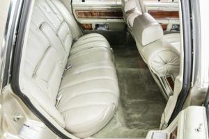 Lincoln Continental Mark VI Sedan 1980 года