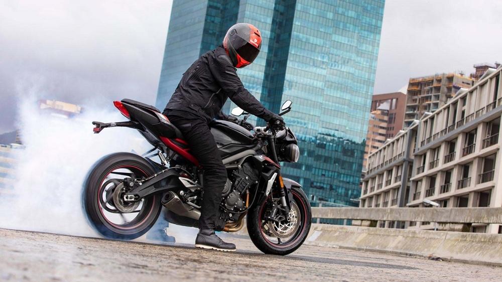 Triumph Street Triple R 2020 года