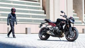 Triumph Street Triple R 2020 года