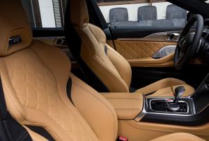 BMW M8 Competition Gran Coupe в цвете Brands Hatch Grey