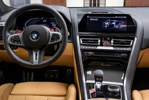 BMW M8 Competition Gran Coupe в цвете Brands Hatch Grey