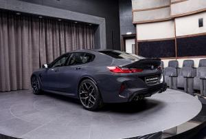 BMW M8 Competition Gran Coupe в цвете Brands Hatch Grey