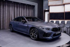 BMW M8 Competition Gran Coupe в цвете Brands Hatch Grey