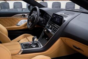 BMW M8 Competition Gran Coupe в цвете Brands Hatch Grey