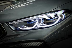 BMW M8 Competition Gran Coupe в цвете Brands Hatch Grey