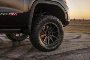 GMC Sierra Denali Crew Cab Goliath 700 by Hennessey 2020 года