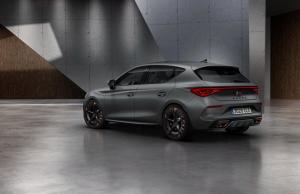 Cupra Leon eHybrid 2020 года