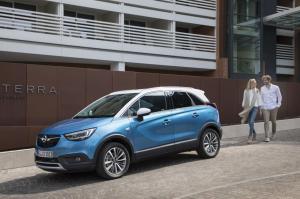 Opel Crossland X Turbo 2017 года