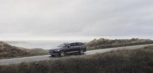 Volvo V90 T8 AWD Recharge Inscription 2020 года