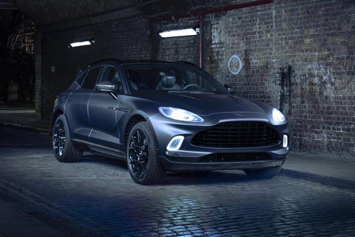Aston Martin DBX предстанет в новом облике