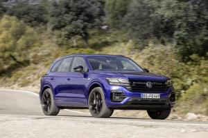 Volkswagen Touareg R 2020 года