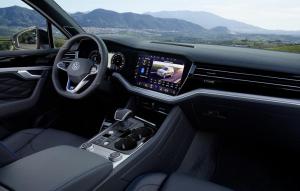 Volkswagen Touareg R 2020 года