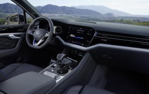 Volkswagen Touareg R 2020 года