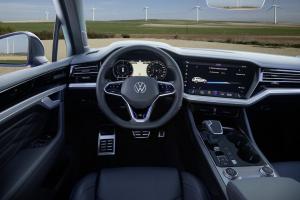 Volkswagen Touareg R 2020 года