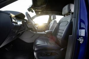 Volkswagen Touareg R 2020 года
