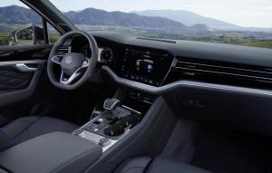Volkswagen Touareg R 2020 года