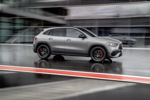 Mercedes-AMG GLA45 S 4Matic+ 2020 года