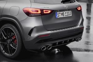 Mercedes-AMG GLA45 S 4Matic+ 2020 года