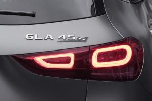 Mercedes-AMG GLA45 S 4Matic+ 2020 года