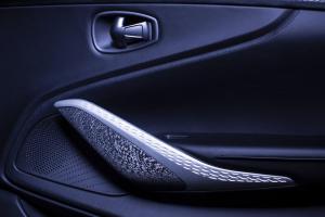 Aston Martin DBX by Q 2020 года