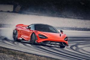McLaren 765LT 2020 года
