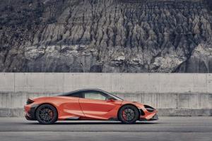 McLaren 765LT 2020 года