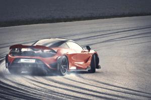McLaren 765LT 2020 года