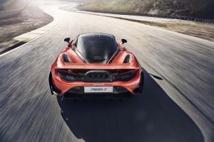 McLaren 765LT 2020 года