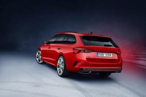 Skoda Octavia RS iV Combi 2020 года