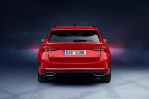 Skoda Octavia RS iV Combi 2020 года