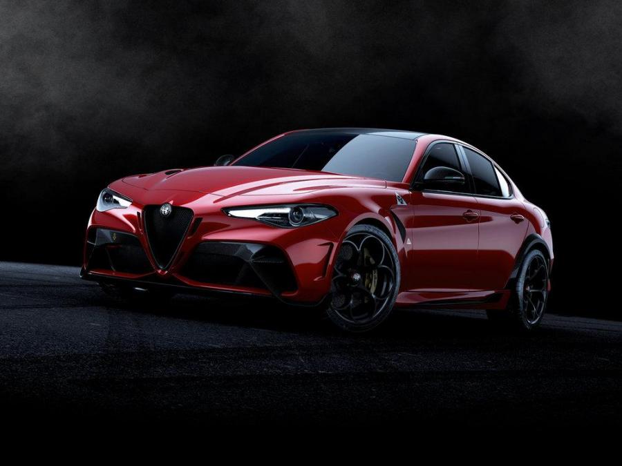 Показали Alfa Romeo Giulia в мощнейшем исполнении