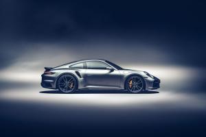 Porsche 911 Turbo S 2020 года