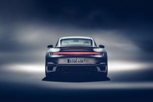 Porsche 911 Turbo S 2020 года