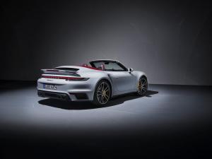 Porsche 911 Turbo S Cabriolet 2020 года
