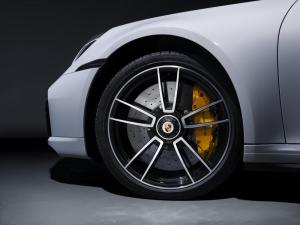 Porsche 911 Turbo S Cabriolet 2020 года