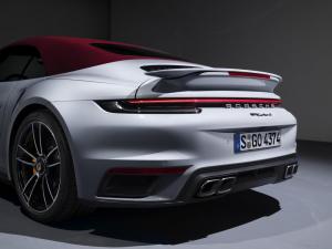 Porsche 911 Turbo S Cabriolet 2020 года
