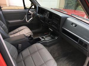 Jeep Comanche Pioneer 4x4 1989 года