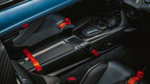 Aston Martin V12 Speedster 2020 года