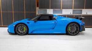 Porsche 918 Spyder Weissach Package 2015 года, Mecum
