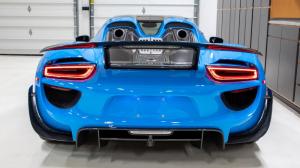 Porsche 918 Spyder Weissach Package 2015 года, Mecum
