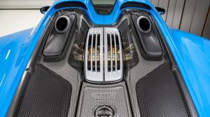 Выставлен на аукцион Porsche 918 Spyder в блестящем исполнении Riviera Blue