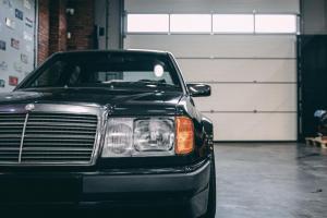 Mercedes-Benz 300 E F1 by Hartge 1988 года