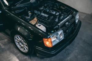 Mercedes-Benz 300 E F1 by Hartge 1988 года