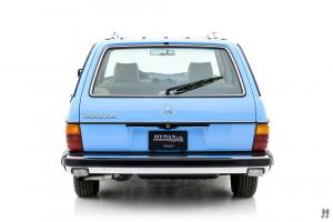 Mercedes-Benz 300 TD Turbodiesel 1983 года